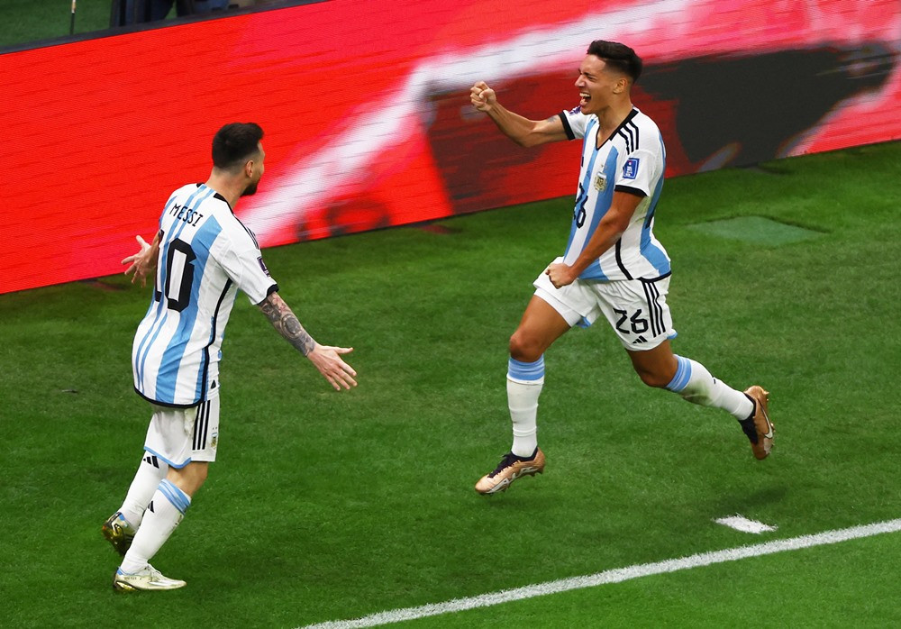 Kết quả bóng đá hôm nay 10/12: Siêu kịch tính Hà Lan vs Argentina