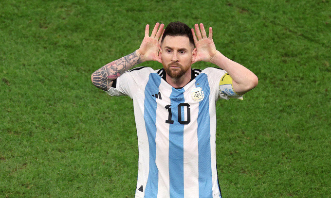 Messi hung hăng gây hấn sau khi Argentina vào bán kết World Cup 2022