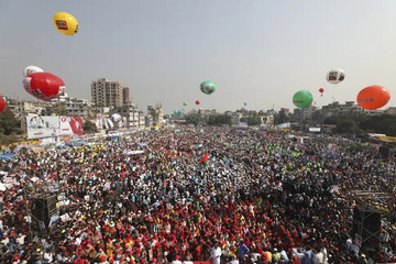 Hàng vạn người dân Bangladesh xuống đường đòi thủ tướng từ chức
