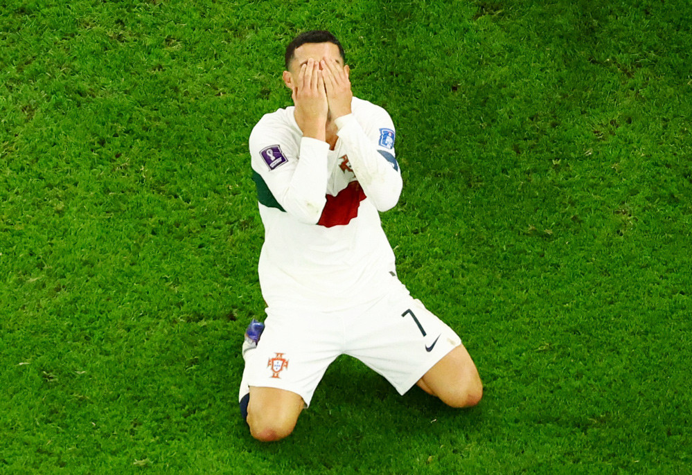 Ronaldo bật khóc khi Bồ Đào Nha bị loại khỏi World Cup 2022