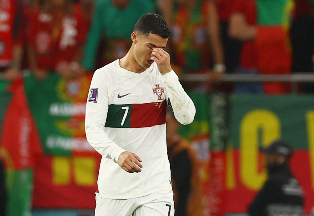 Dù đã rất cố gắng nhưng Ronaldo và đội tuyển của anh đã thất bại trong trận tứ kết World Cup