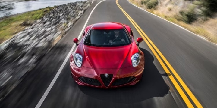 5 mẫu xe thể thao bị lãng quên trong thập kỷ qua - 5