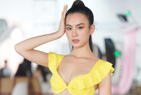 Thí sinh Hoa hậu Việt Nam trong buổi chụp ảnh áo tắm