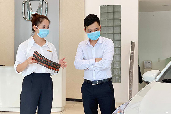 Lương tháng hơn 20 triệu, tôi có 'nuôi' nổi xế hộp ở Hà Nội không?