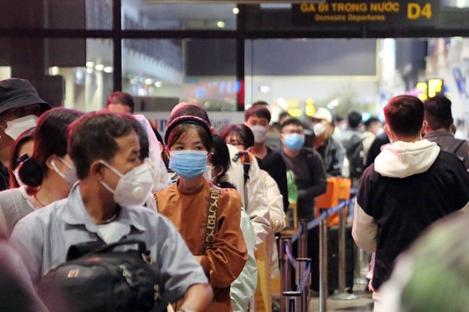 Sân bay Tân Sơn Nhất sẽ đón 120.000 khách/ngày dịp Tết Quý Mão 2023
