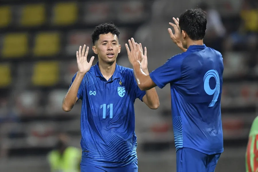 Thái Lan thắng Myanmar 6-0 trước AFF Cup