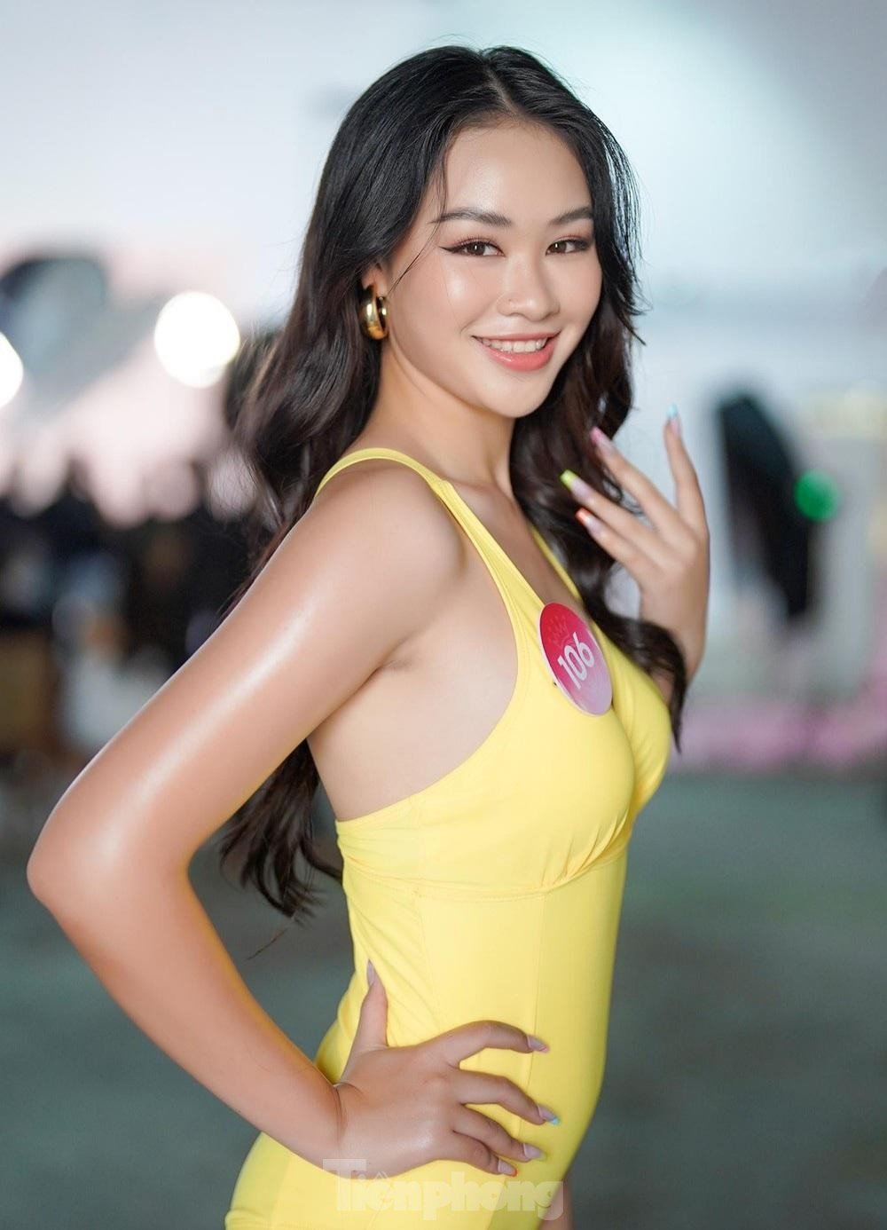 Thí sinh Hoa hậu Việt Nam trong buổi chụp ảnh áo tắm ảnh 6
