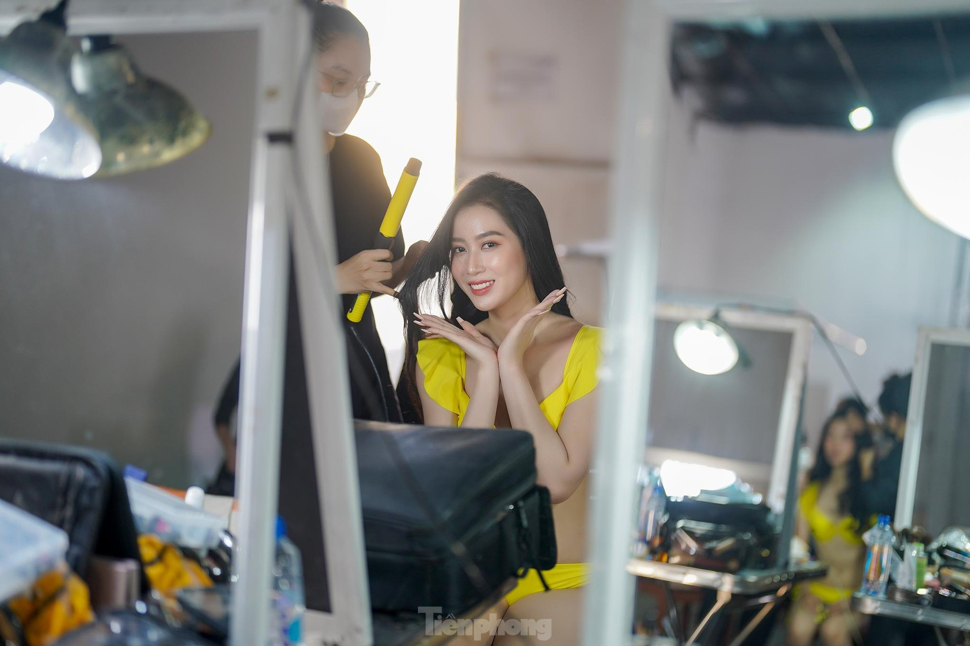 Thí sinh Hoa hậu Việt Nam trong buổi chụp ảnh áo tắm ảnh 3