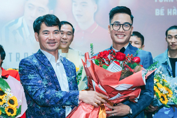 NSƯT Xuân Bắc, MC Thảo Vân chúc mừng đạo diễn trẻ Quản Trọng Phúc