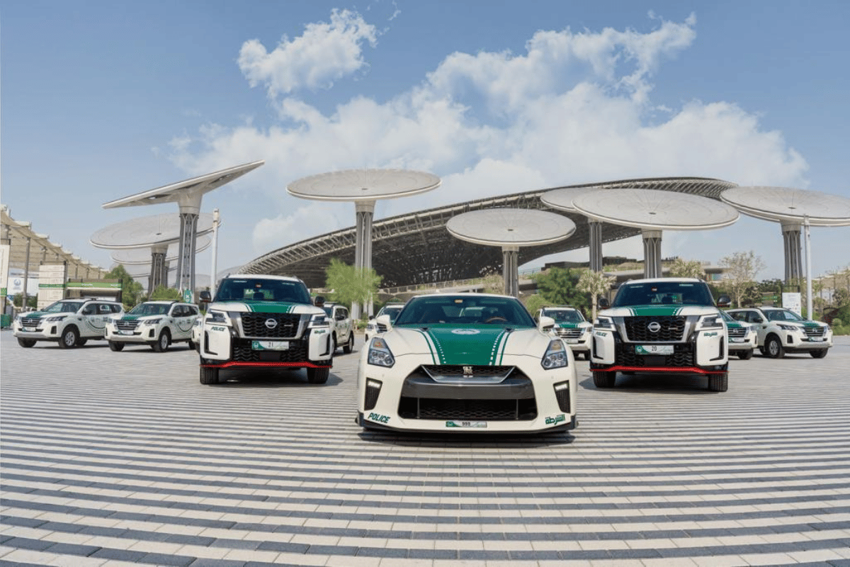 Chất ngất dàn siêu xe của cảnh sát Qatar và Dubai