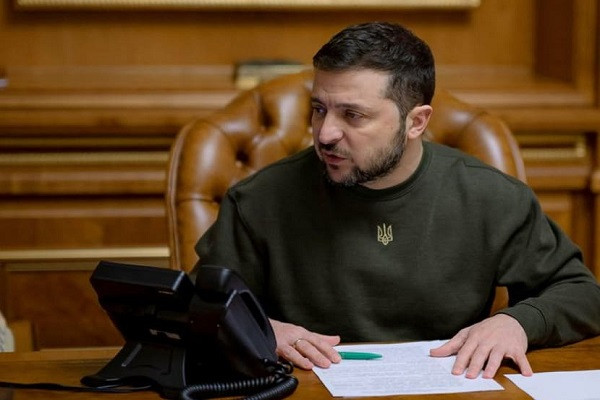 Ông Zelensky nêu 3 bước tiến tới hòa bình, Nga 'kiểm soát một nửa Donetsk'
