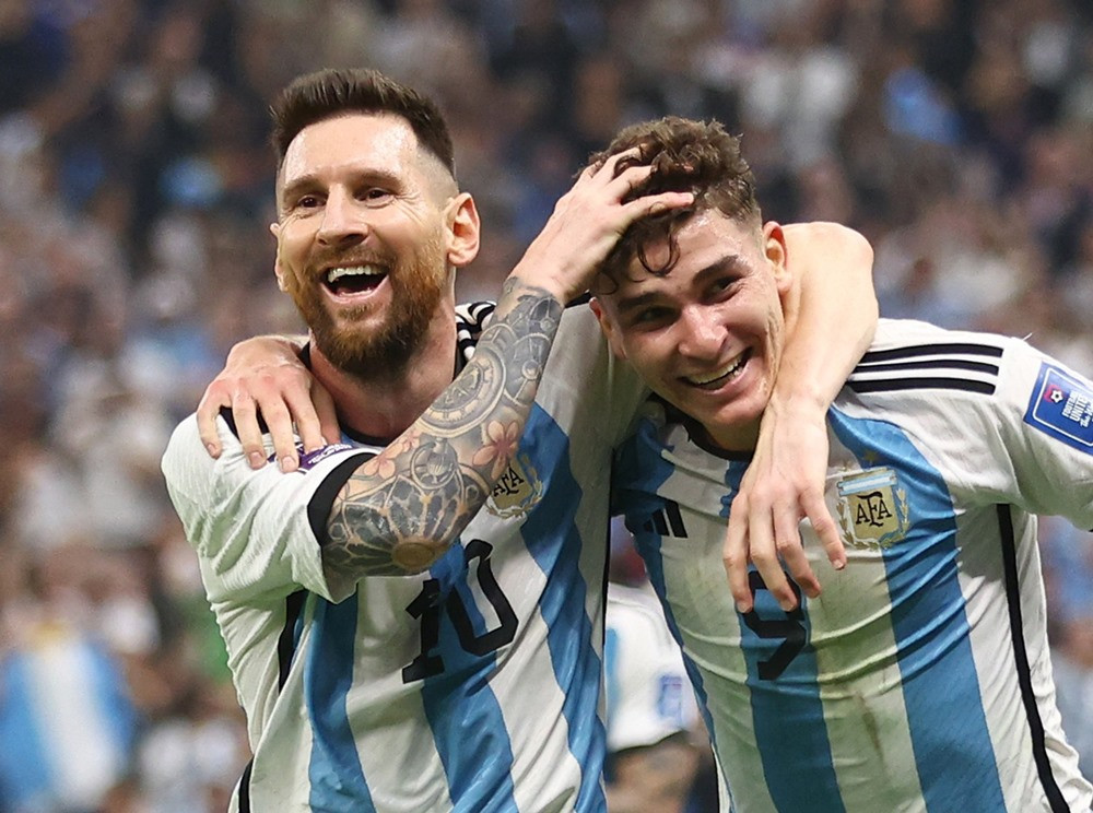 Messi sáng rực, Argentina vào chung kết World Cup 2022