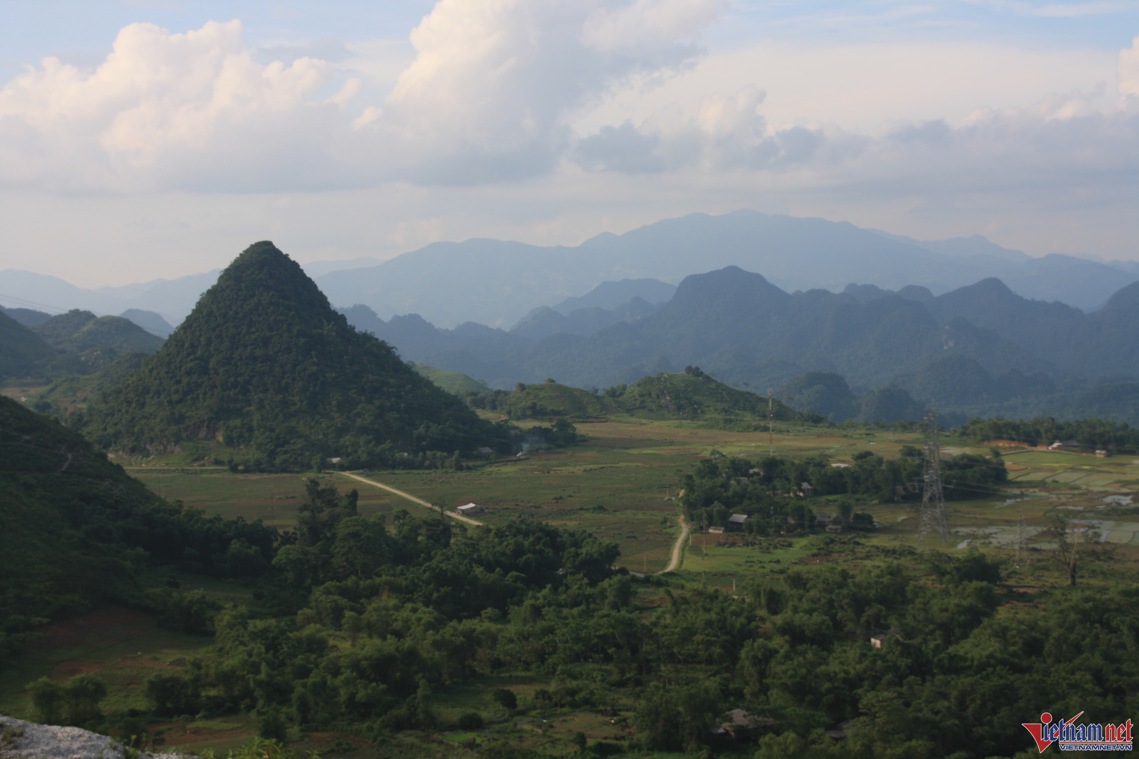 Hoa Binh: Attractive destination with friendly and hospitable people