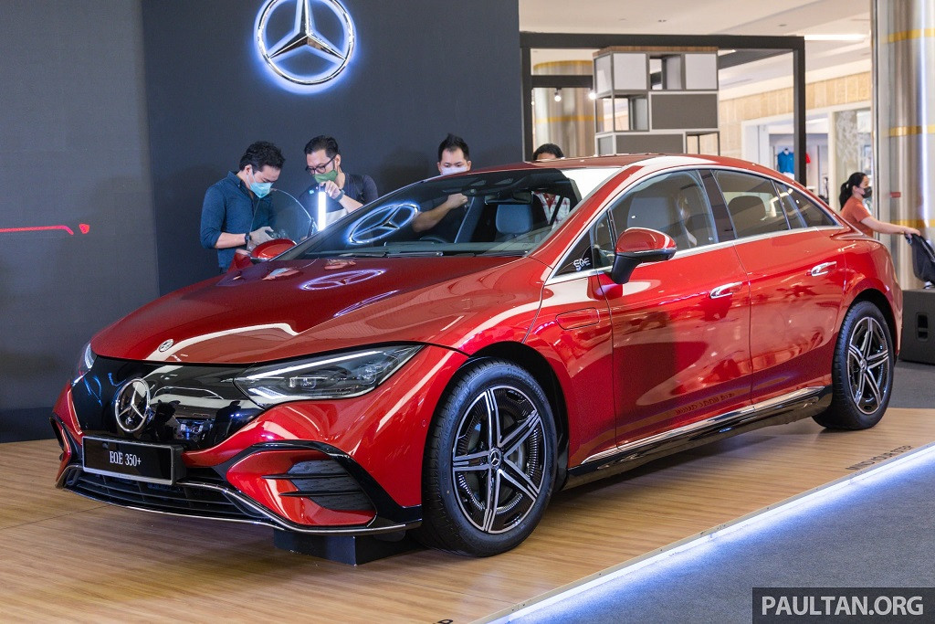 Ô tô điện Mercedes-Benz ra mắt Malaysia, giá bán rẻ hơn Việt Nam