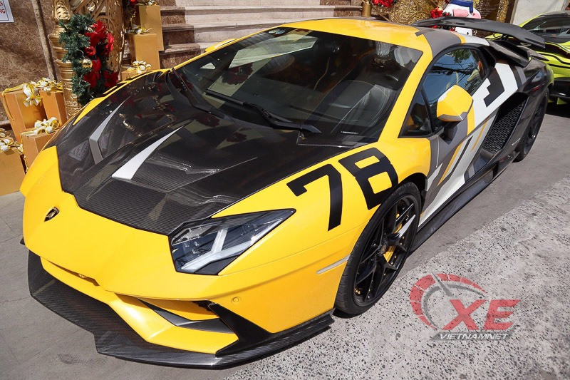 Triệu hồi 3 siêu xe Lamborghini của đại gia Việt Nam vì lỗi dễ chết máy và rò rỉ xăng