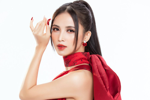 MC Thanh Giang dẫn 'Người đẹp Biển' ở Hoa hậu Việt Nam 2022