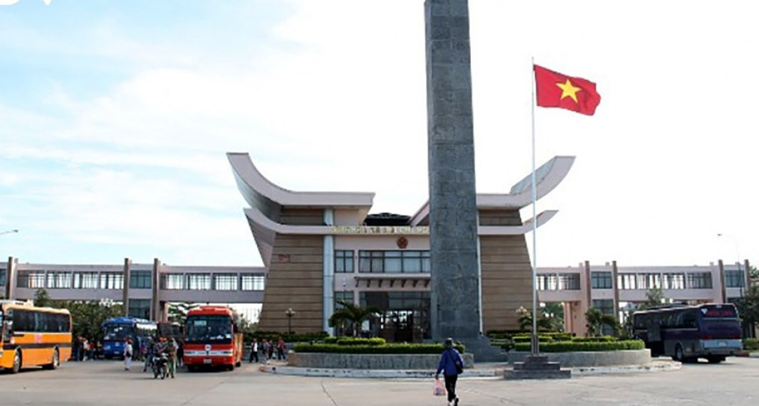 “Láng giềng tốt đẹp, hữu nghị truyền thống, hợp tác toàn diện, bền vững lâu dài”