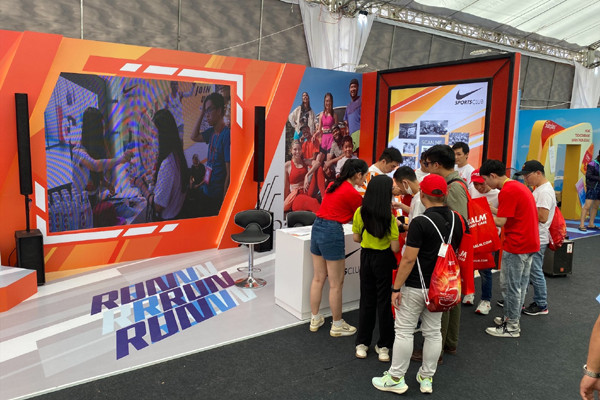 Swoosh Sports Club ‘sánh bước’ cùng Marathon TP.HCM Techcombank