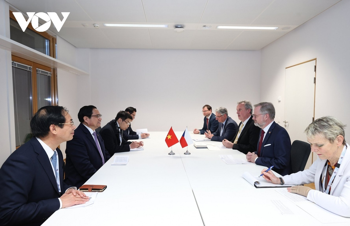 vietnamese government chief meets leaders and european partners in belgium picture 3