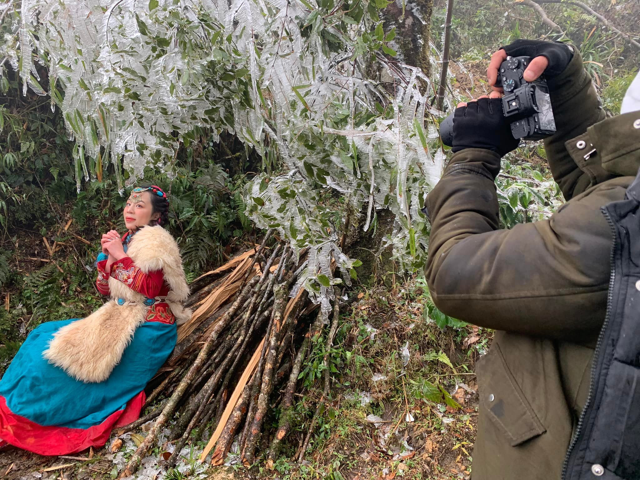 Temperatures falls below zero, ice and frost recorded on Fansipan Mt peak