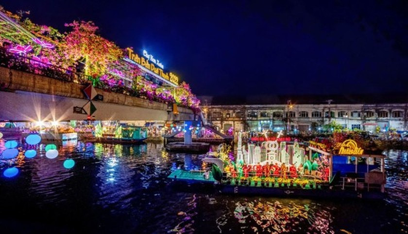 HCMC’s floating flower market on Tet holidays to open on January 6 ảnh 1
