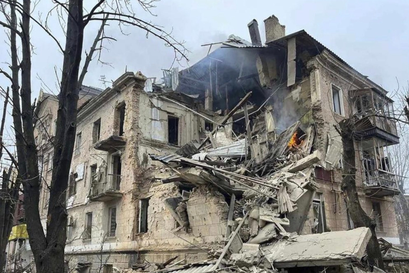 Kiev nói Nga bắn hàng chục tên lửa vào khắp các vị trí ở Ukraine