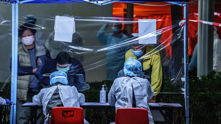 Covid-19: Hàn Quốc đặt mua vắc-xin nội địa, Hong Kong dỡ bỏ lệnh cấm bay