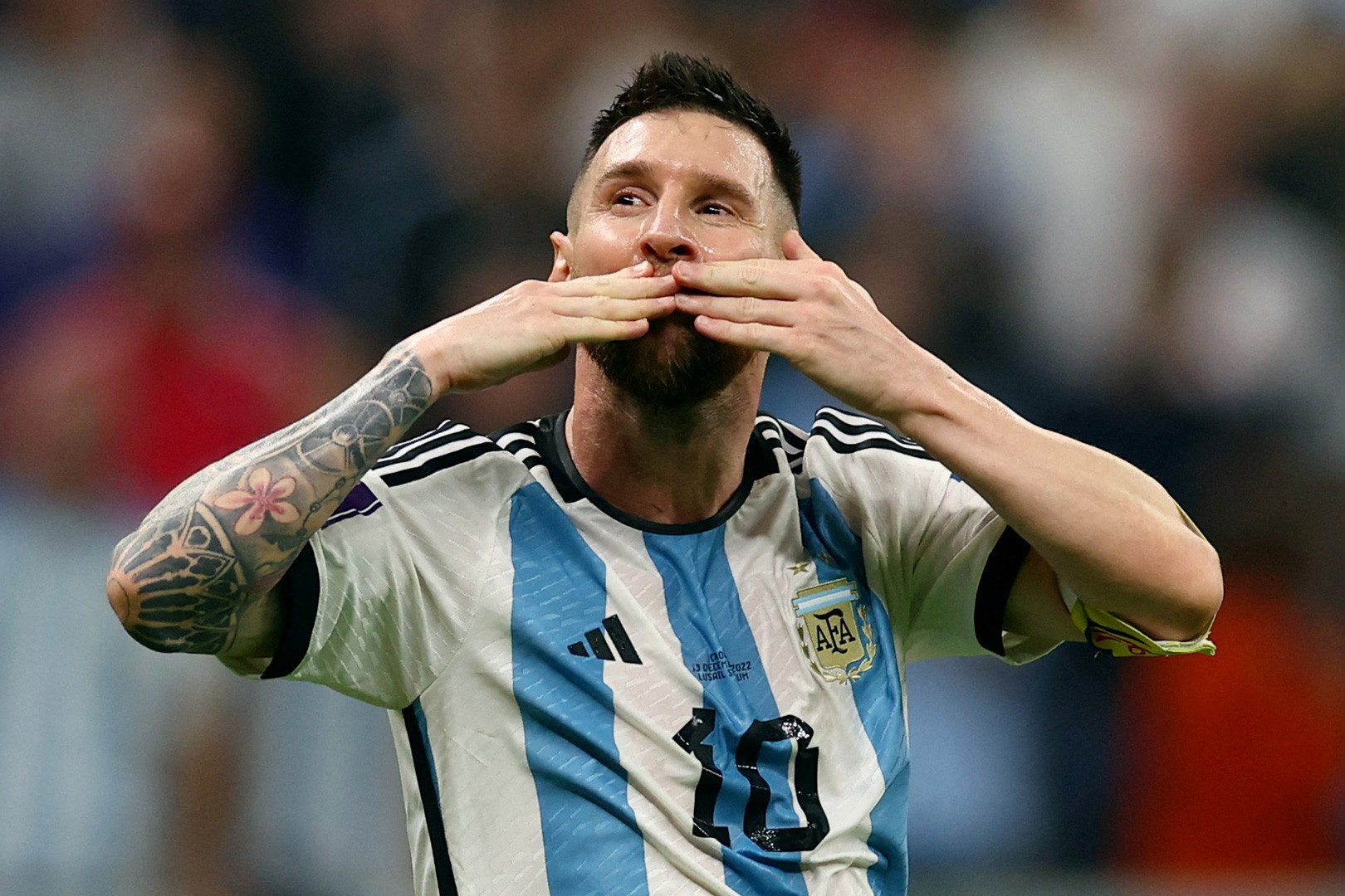 Ký sự World Cup 2022: Cả thế giới yêu Messi