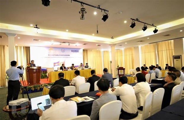 Vietnam, Cambodia look to foster trade, investment partnership hinh anh 1
