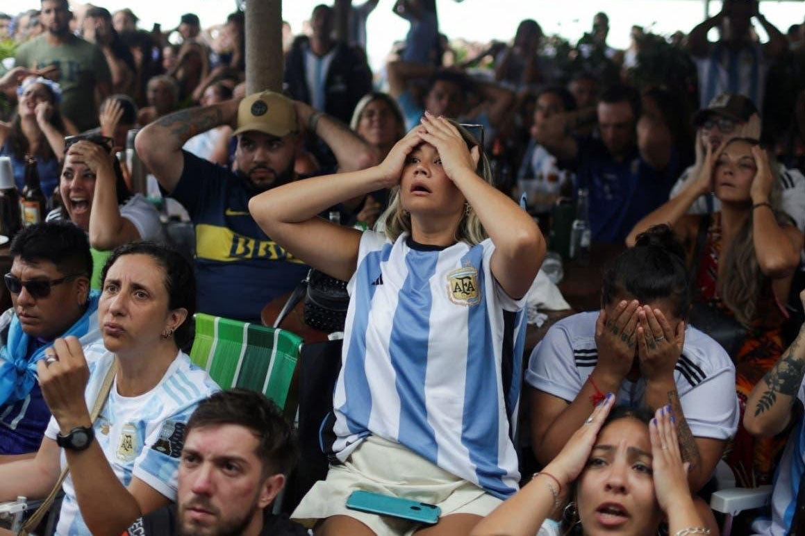 Người Argentina rầm rộ ăn mừng chức vô địch World Cup 2022