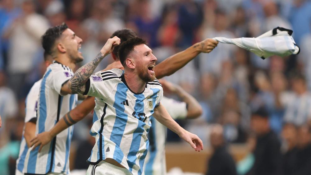 Messi tuyên bố nóng tương lai sau World Cup 2022 khiến fan vỡ òa