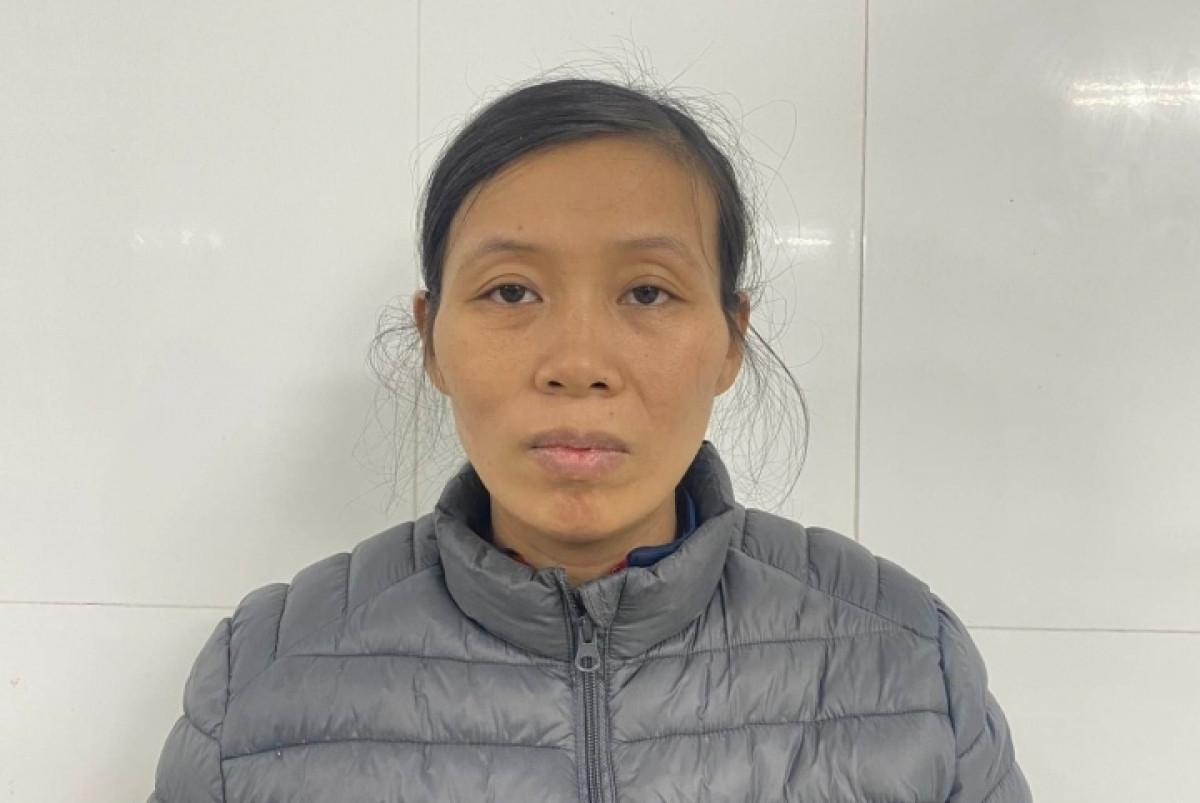 Bà mẹ đánh con tử vong bằng muôi múc canh bị khởi tố tội giết người