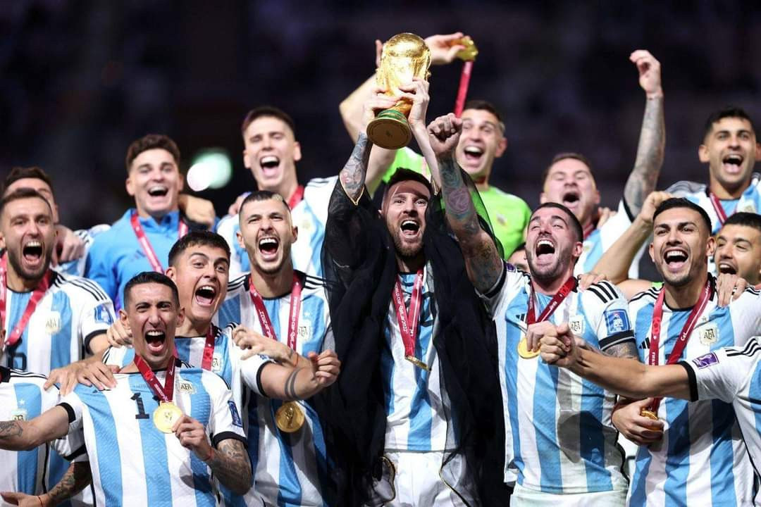 Vô địch World Cup 2022 - hãy cùng xem và cảm nhận không khí hân hoan và sung sướng khi đội tuyển quốc gia của bạn vượt qua những đối thủ mạnh để giành được ngôi vị cao nhất trong giải đấu đỉnh cao nhất của bộ môn bóng đá. Những hình ảnh đó sẽ lưu giữ trong trái tim của những người hâm mộ suốt đời.