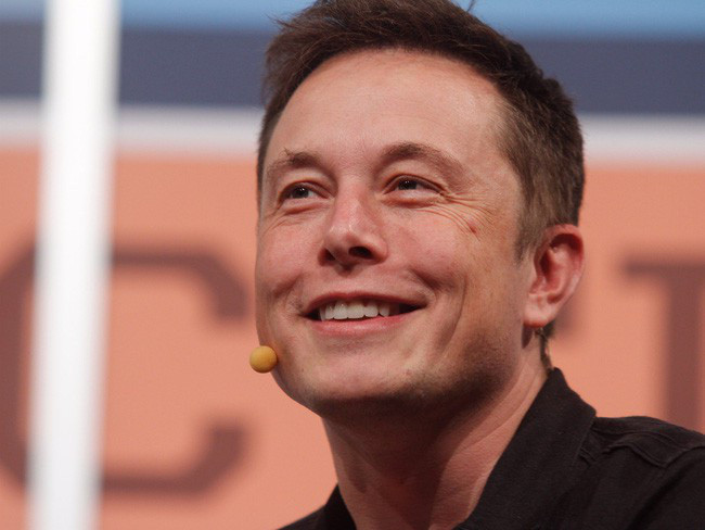 Tỷ phú Elon Musk từng sống với 1 USD/ngày, làm đủ nghề để trả học phí