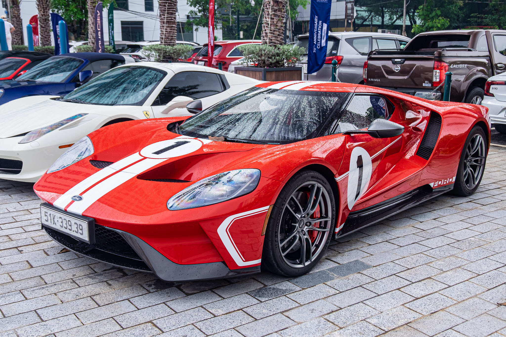 Cận cảnh Ford GT trị giá 60 tỷ biển thần tài