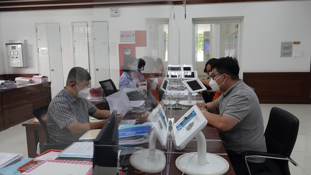 Giải ngân đầu tư công dưới 30%, thủ trưởng đơn vị bị cắt thu nhập tăng thêm