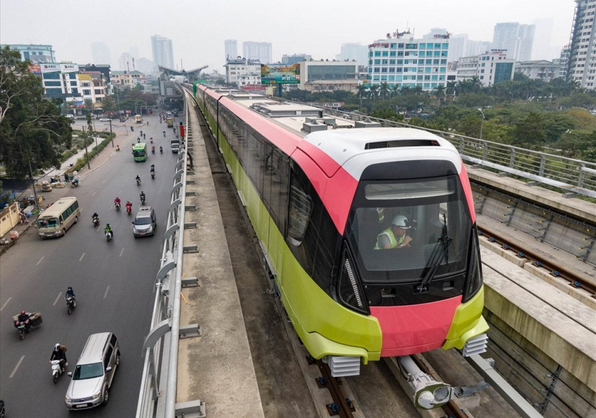 Metro Nhổn - ga Hà Nội hoàn thành chạy thử đoạn trên cao