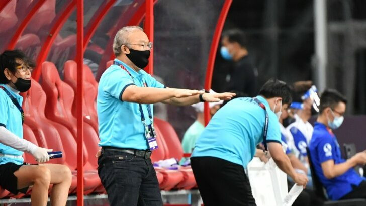 Ông Park thua 'Messi Thái', Việt Nam báo động đỏ mất ngôi AFF Cup