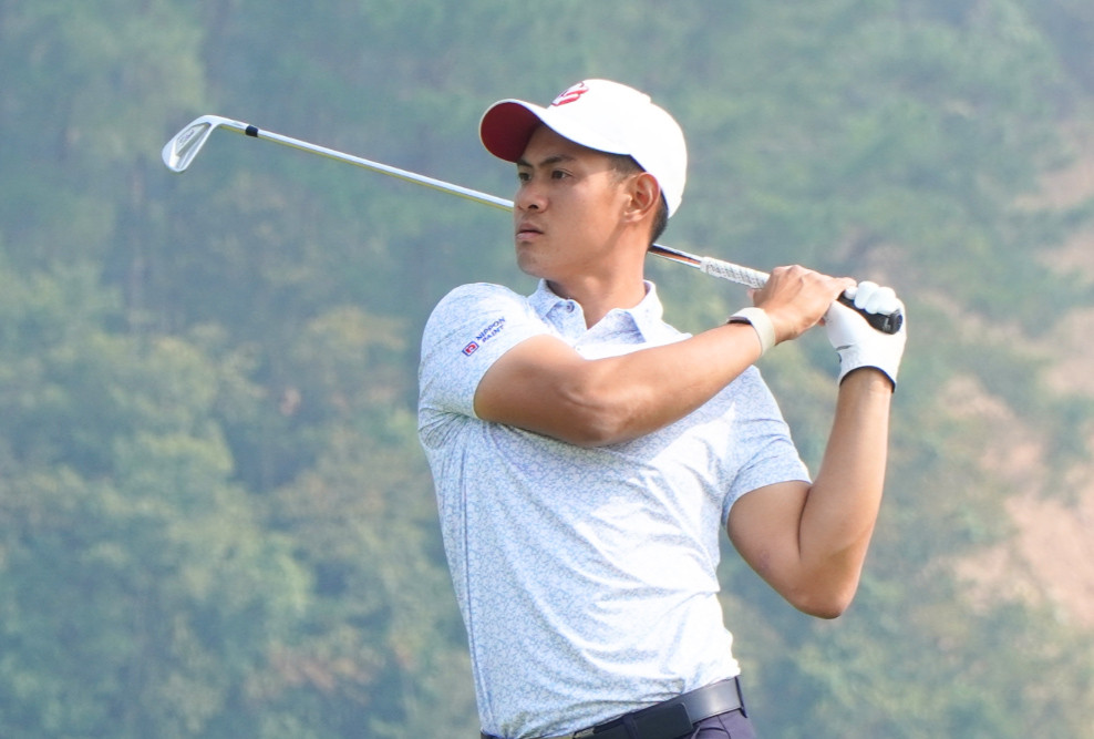 Trương Chí Quân bứt phá ở giải golf chuyên nghiệp Việt Nam