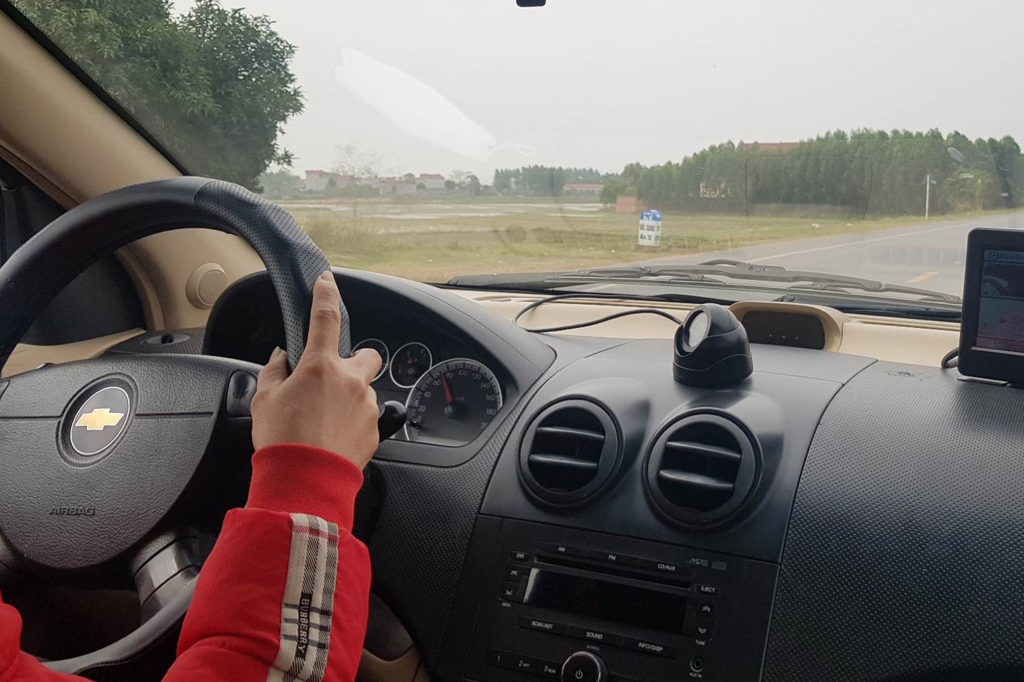 Học lái xe phải chạy 810 km đường trường với thiết bị DAT: 'Ông chê ít, bà kêu quá nhiều'