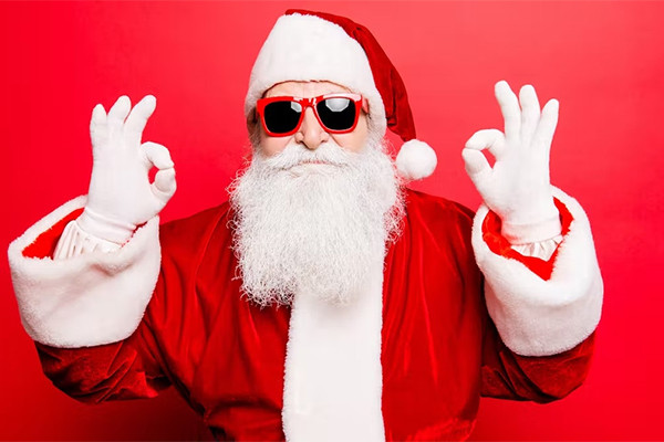 Bí mật phía sau tiếng cười của ông già Noel