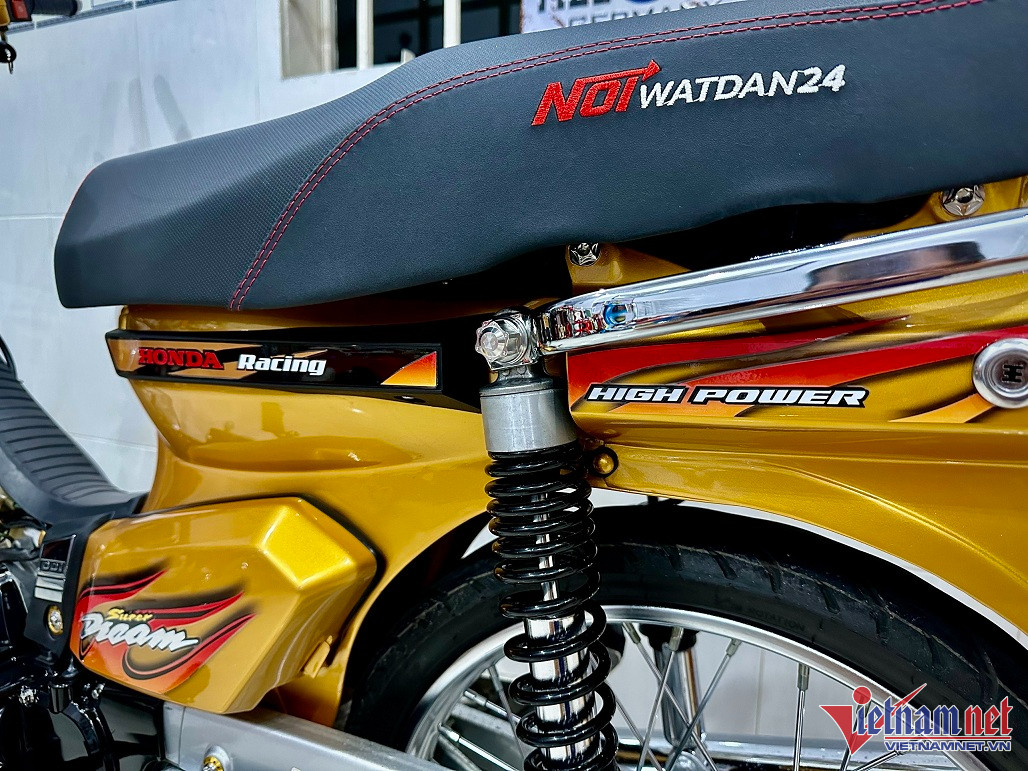 Chiêm ngưỡng Honda Dream độ kiểng nhẹ nhưng chất tại Đồng Tháp  Xe máy   Việt Giải Trí