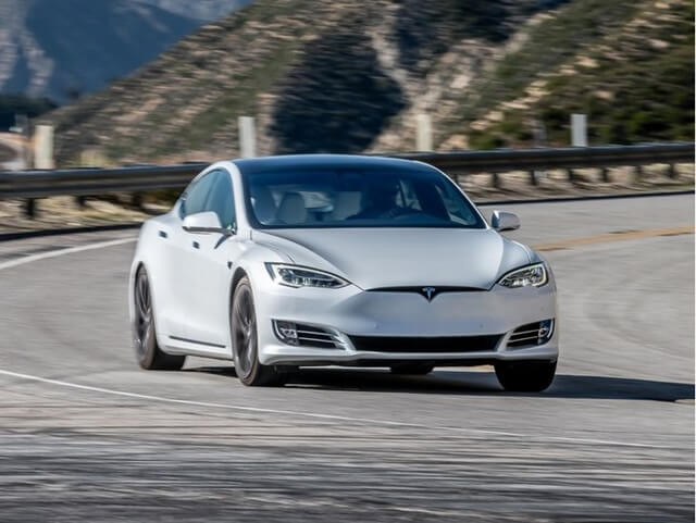 Xe tự lái của Tesla và nhu cầu giảm phí bảo hiểm  Web Bảo Hiểm