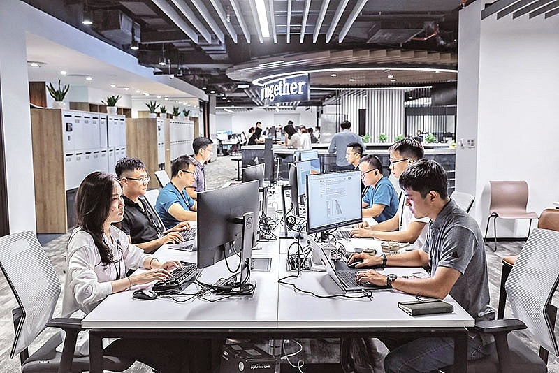 Improved digital human resources needed