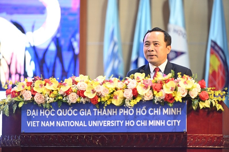 Giám đốc ĐH Quốc gia TP.HCM: Không nên biến nhà khoa học thành kế toán viên