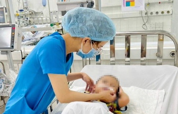90 ngày giành giật sự sống cho bé 3 tuổi nhiễm cúm B