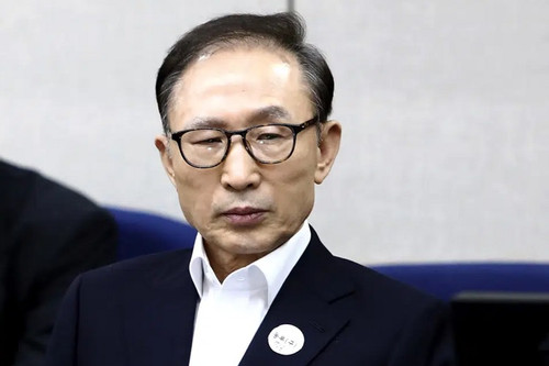 Cựu Tổng thống Hàn Quốc Lee Myung-bak được ân xá