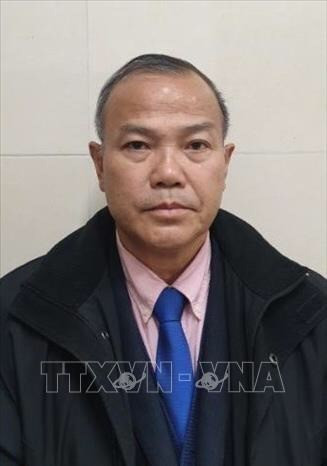 Politburo, Secretariat impose disciplinary measures on some officials, Party members hinh anh 2