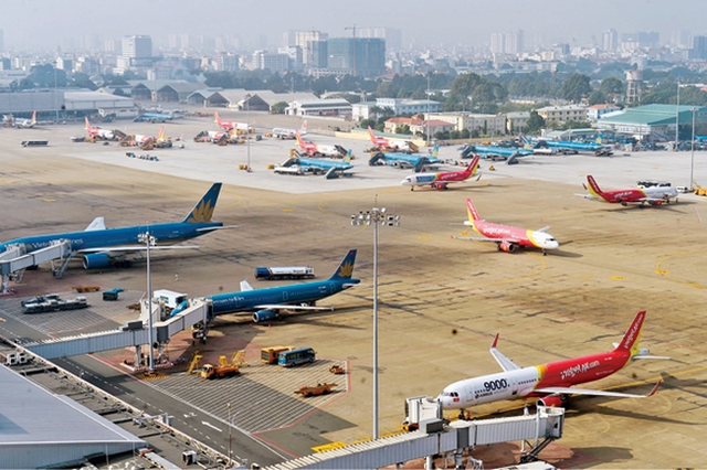 Cấm bay 12 tháng hành khách dùng giấy tờ người khác đi máy bay