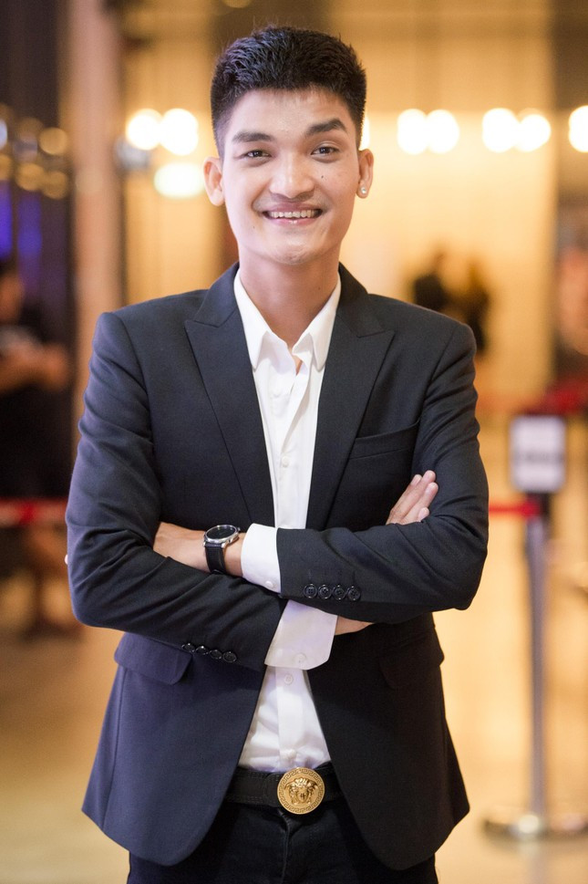 Mạc Văn Khoa khoe về quê, netizen chỉ săm soi 'biệt phủ' bạc tỷ - Ảnh 16.